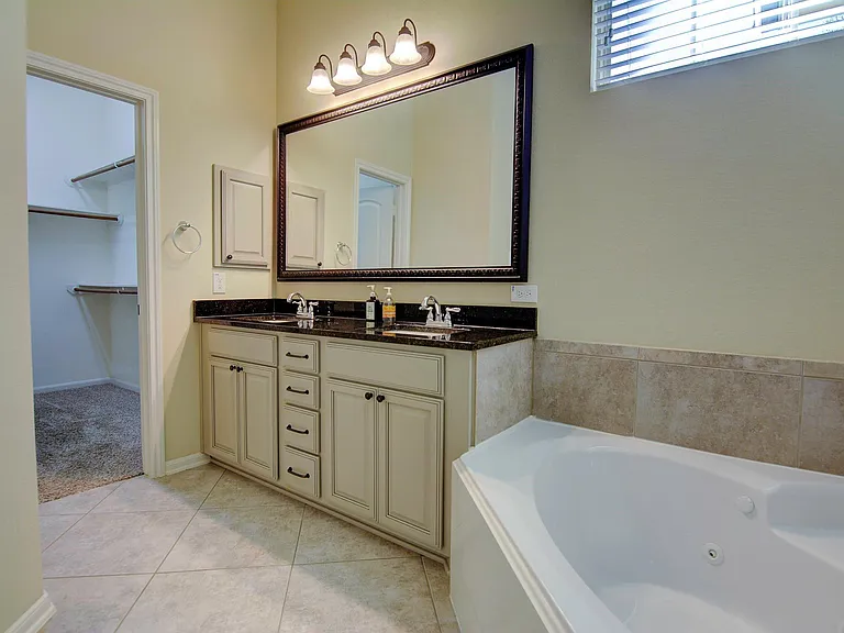 222 Cheswood Forest Pl — Photo 30