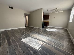 332 Riggin Rd APT 13, Troy, IL 62294