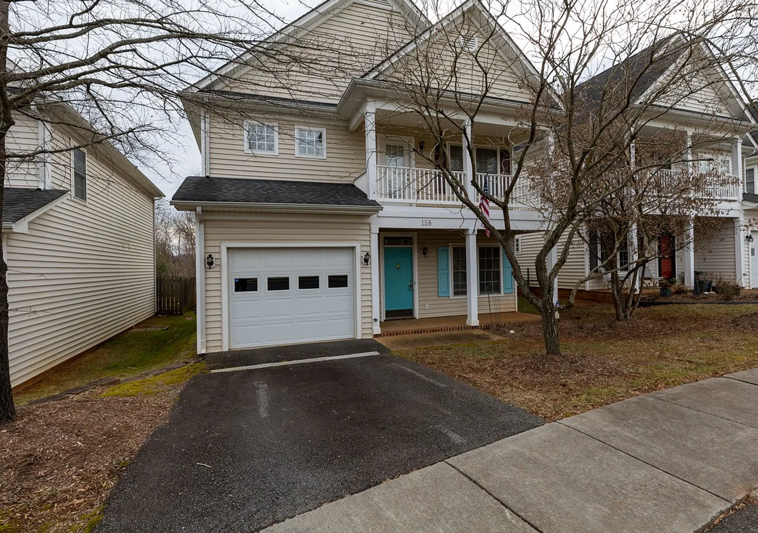 Single Family Home Minutes To Dtwn/Uva Area — Photo 1