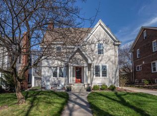 3472 N Frederick Ave, Milwaukee, WI