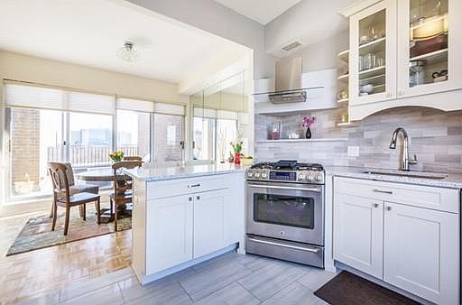 3rd image of 99 Pond Ave APT 803