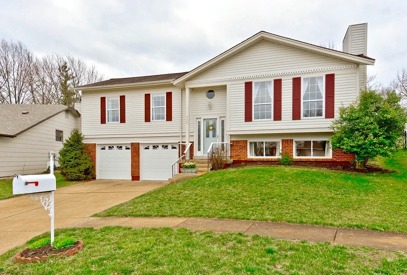 520 Echo Hill Ct photo 1