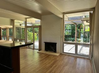 222 Scripps Ct, Palo Alto, CA 94306