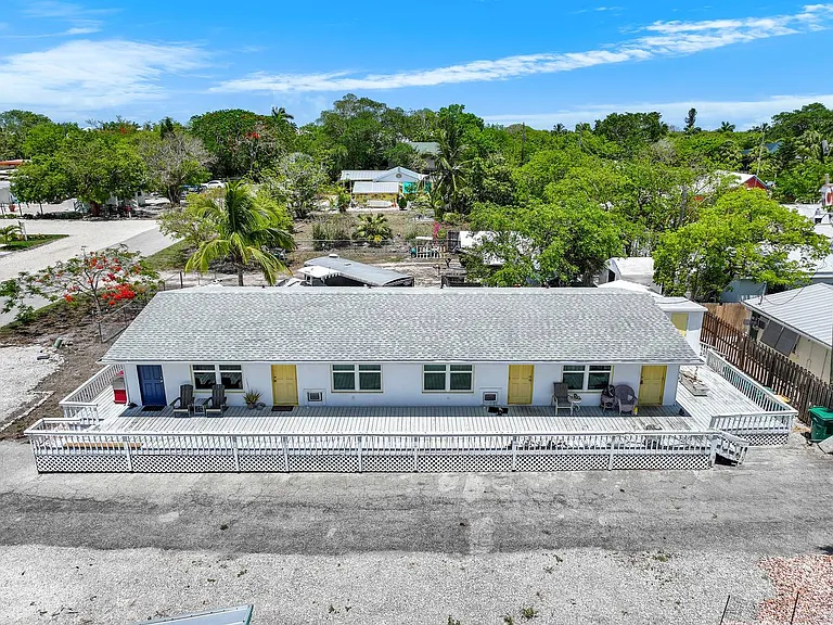 407 Mango Ave #1 — Photo 19