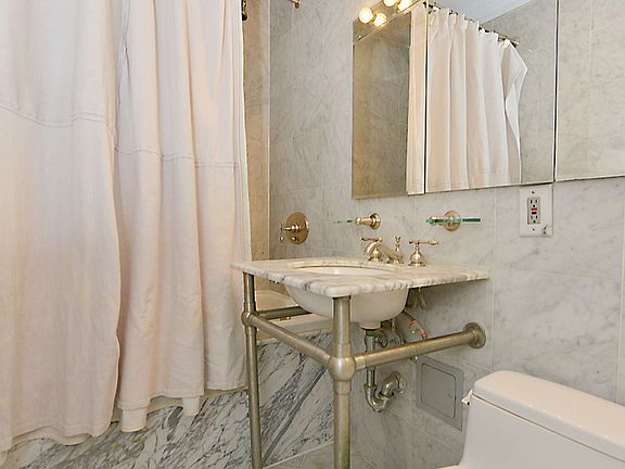 4th image of 345 E 93rd St APT 10J