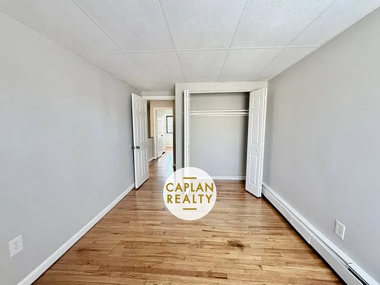 435 Orchard St #3C — Photo 9