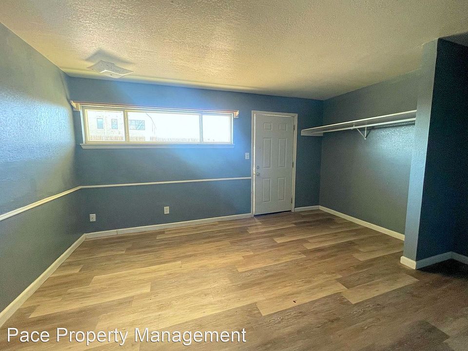 1st image of 909 S Jackson St #10235514
