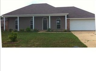 564 Eaglewood Dr, Florence, MS 39073