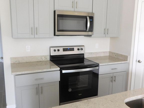 3rd image of 4057 Hot Springs Avenue #4057