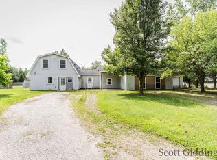 1402 Deaner Rd, Edmore, MI 48829