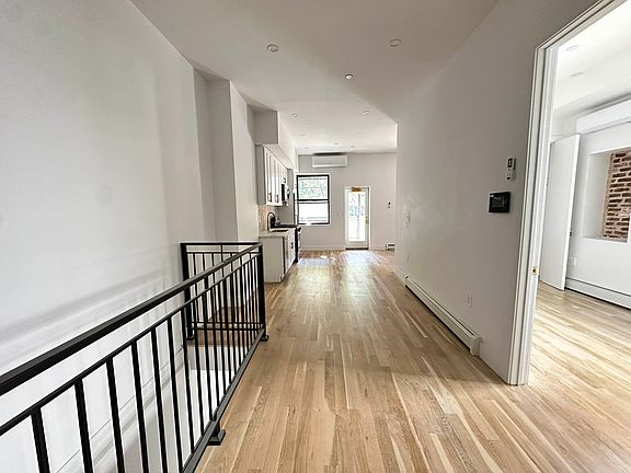 4th image of 942 51st St #1GR