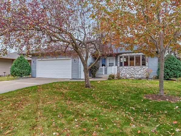 1740 Archibald Cir, Northfield, MN 55057