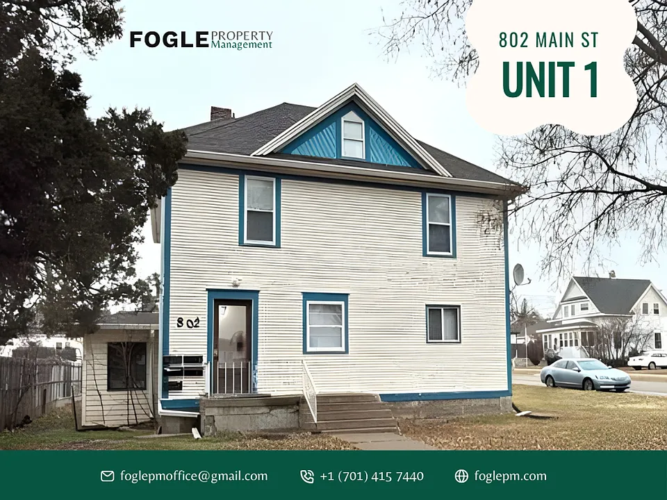802 Main St