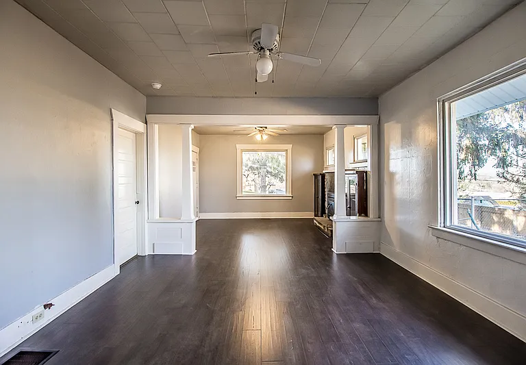 923 S Progress Rd — Photo 8