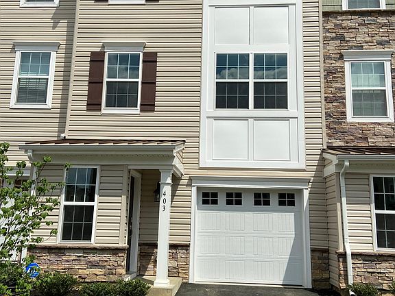 3 Floor Townhome