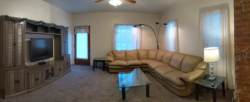 5 bed, 1650 sqft, $720 — Photo 2