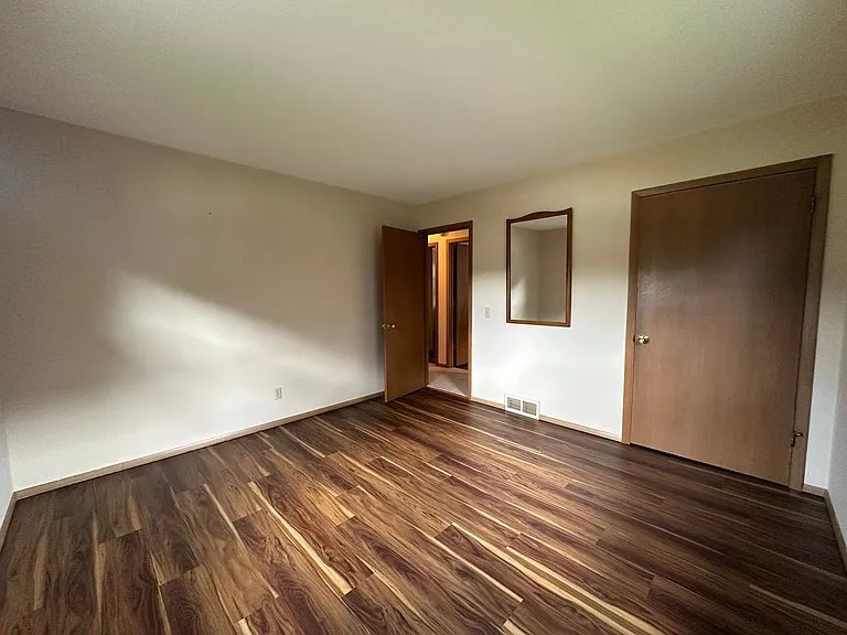2830 Waubesa Ave — Photo 33