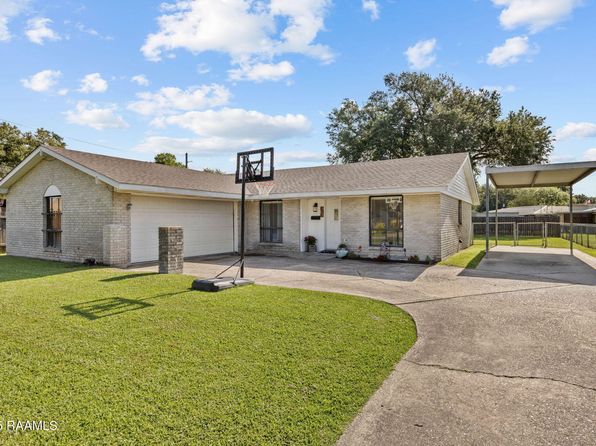 406 N Louise St, Jennings, LA 70546