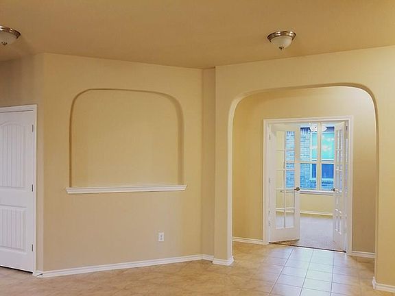 3rd image of 309 Cypress Creek Ln