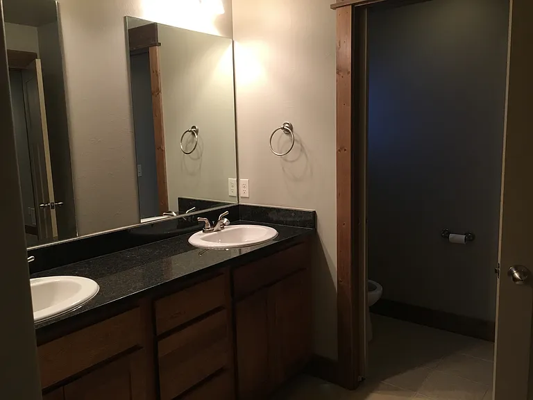 1226 Manzanita Dr — Photo 9