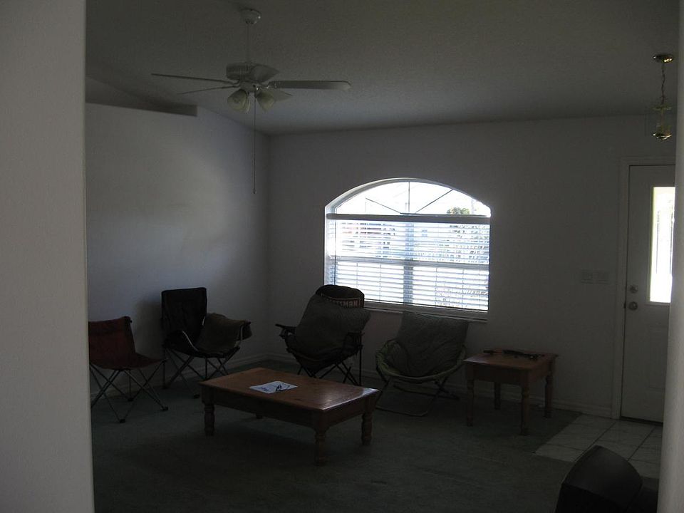 2nd image of 9 Pine Hurst Ln