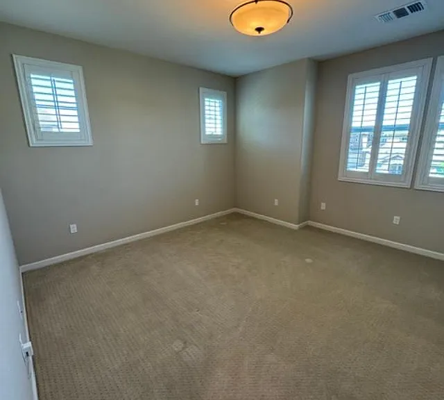 5652 Cornerstone Dr — Photo 27