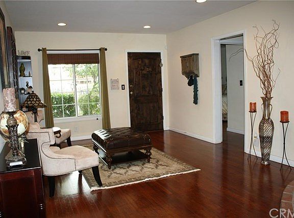 3rd image of 8825 Canterbury Ave
