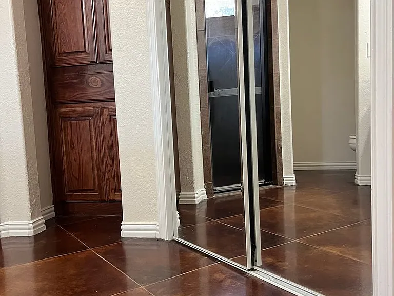 330 Jade Ln — Photo 17