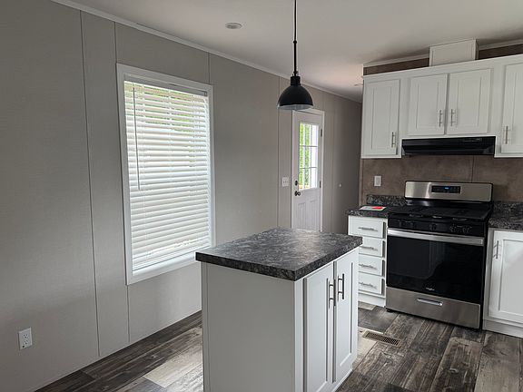 5th image of 1823 Steven Dr #243