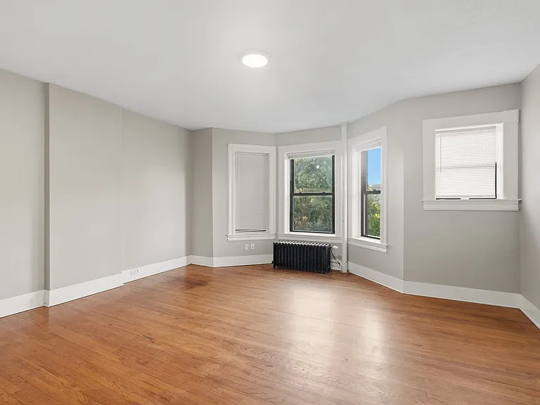 456 Maple St — Photo 4