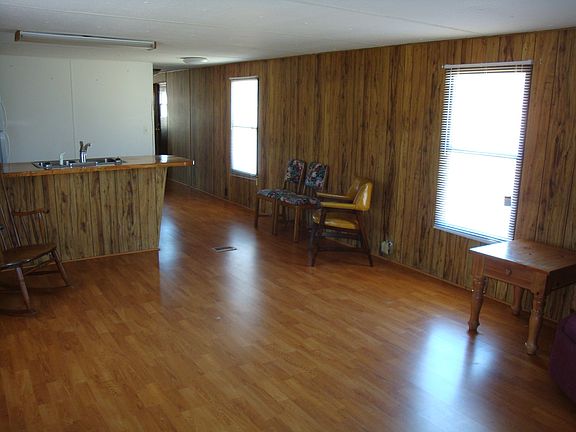 5th image of 6823 Dolphin Ct
