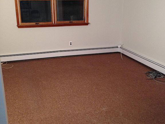 4th image of 7 Willard Ave #Up
