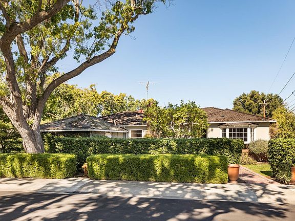 2nd image of 55 Morton Way