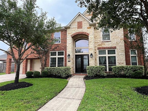 2nd image of 3711 Finch Springs Ln