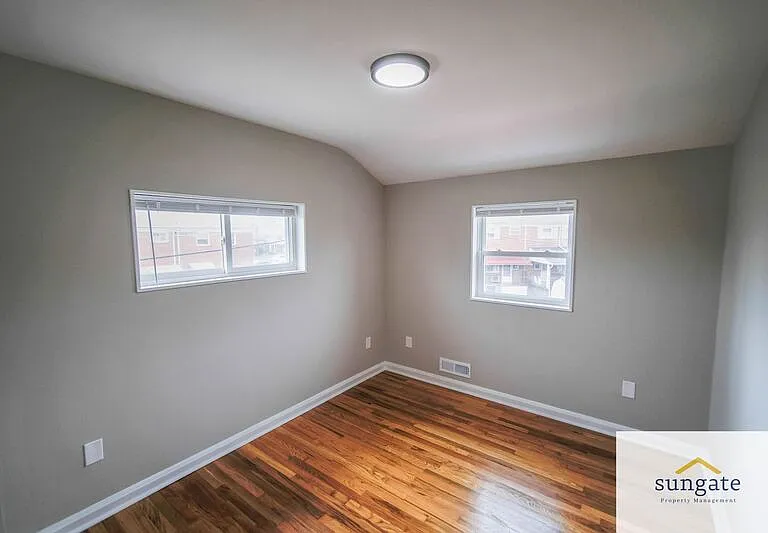 3427 N Point Rd — Photo 16