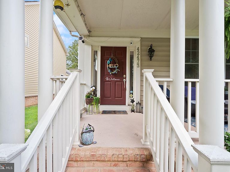 Listing photo 4