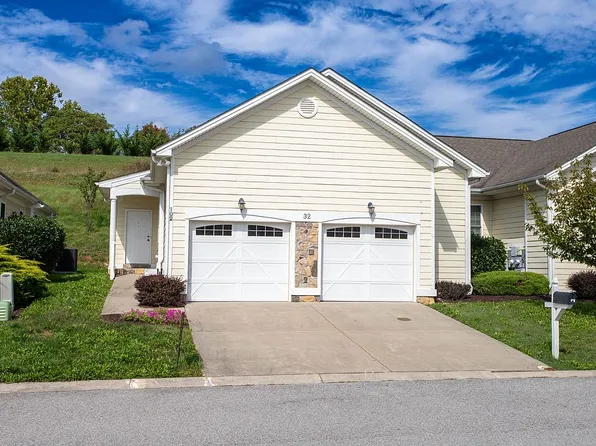 32 Windgate Cir #102, Fishersville, VA 22939