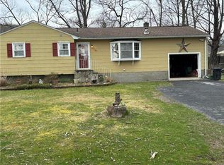 14 Pawtuxet Ave, Monroe, NY 10950