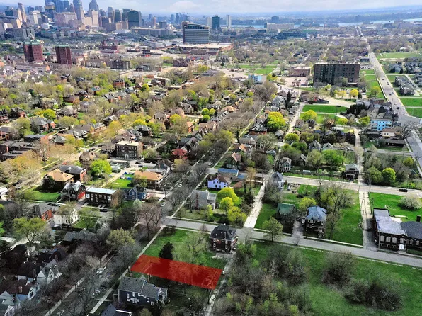 4525 Avery St, Detroit, MI 48208