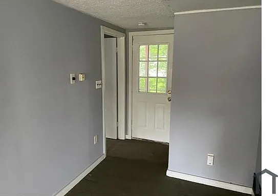 2206 Rockwell St — Photo 14