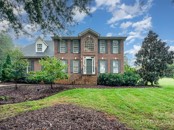 500 Yorkfield Dr, Shelby, NC 28150