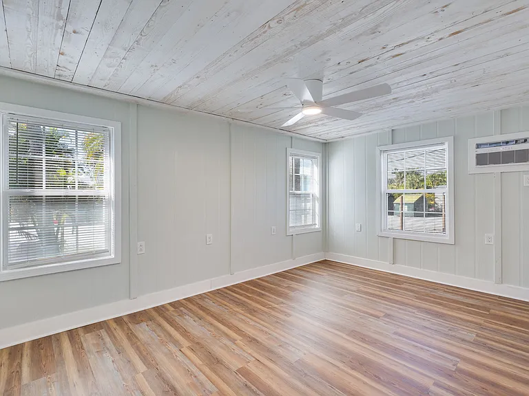 1205 Periwinkle Way #1 — Photo 5