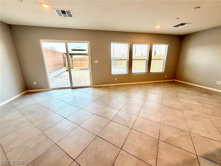 10828 Montana Blanca Ave — Photo 6