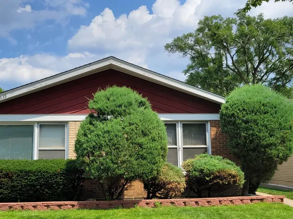 7635 Kostner Ave, Skokie, IL 60076