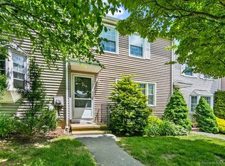 752 Long Hill Rd #752, Middletown, CT 06457