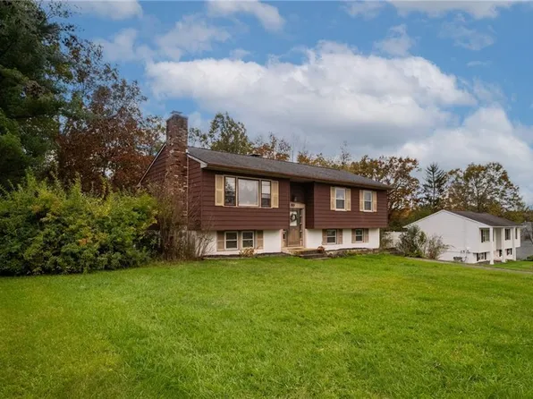 89 Barnes Rd, Washingtonville, NY 10992