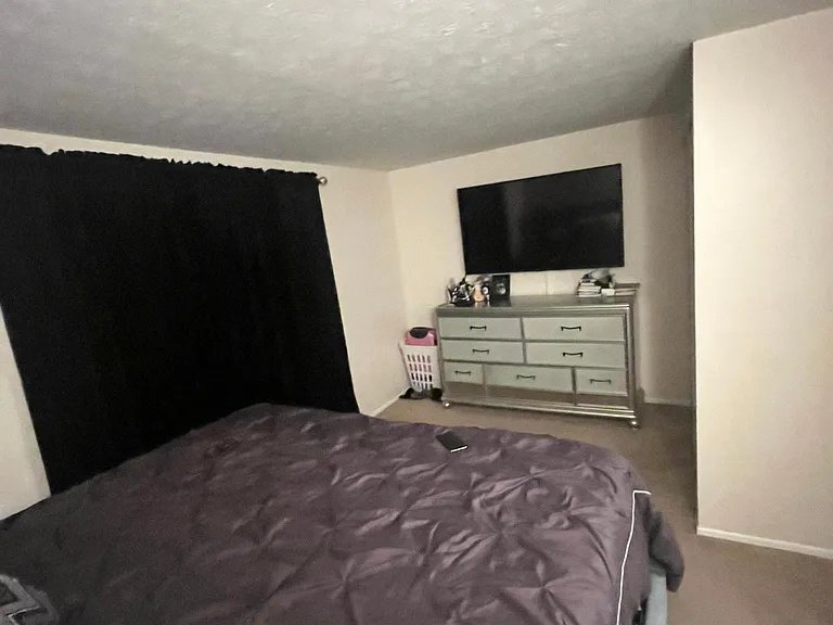 6435 Lacrosse Ln NE — Photo 5