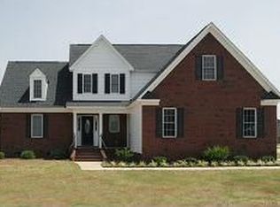 2304 Crosshill St, Eastover, NC 28312