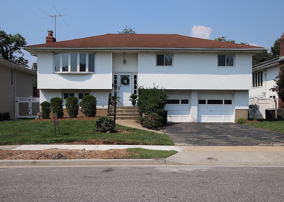 2037 Shaw Drive, Merrick NY 