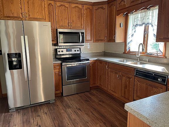 Newer Stainless Appliances